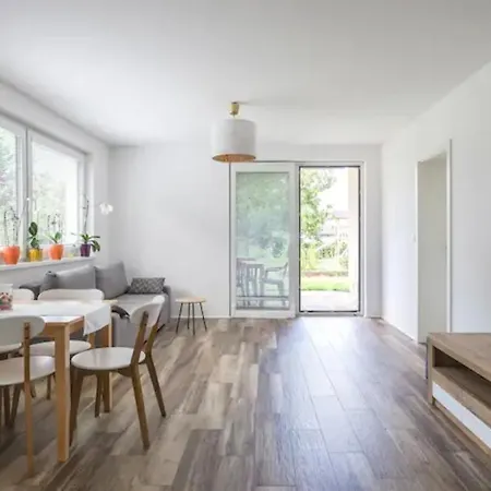 דירה Garden House *